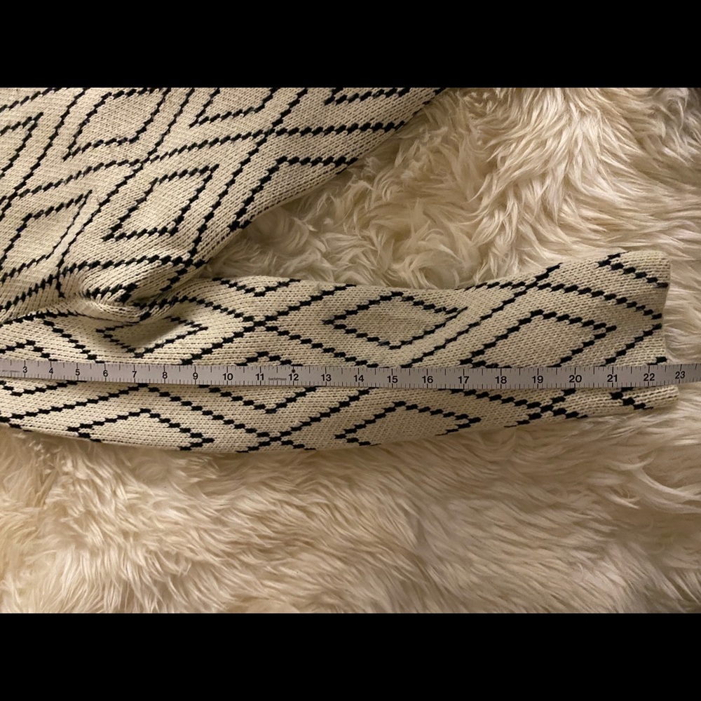 Geometric sweater - Picture 4 of 6